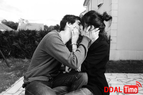 사랑에 빠지는 건 섹스에선 반드시 필요해 이미지 #2