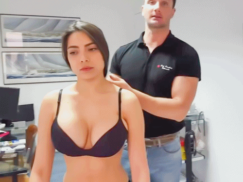 도수치료 받는 처자 역대급 육체 이미지 #4