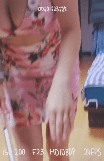 자취방 청소해주는 여사친 이미지 #2