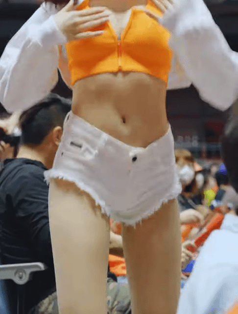 정신 못차리게 만드는 치어리더 이미지 #2