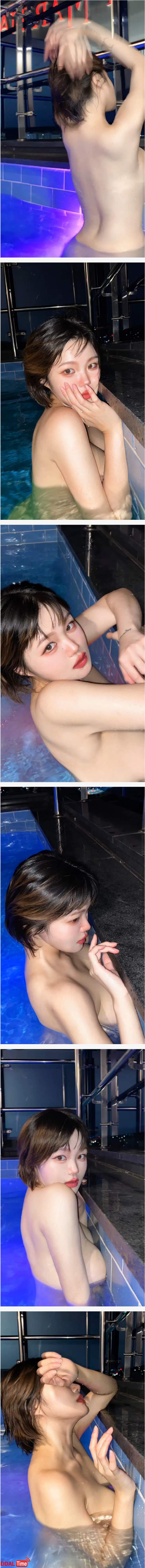 ㅎㅂ) 올누드로 호캉스 즐기는 처자 이미지 #1