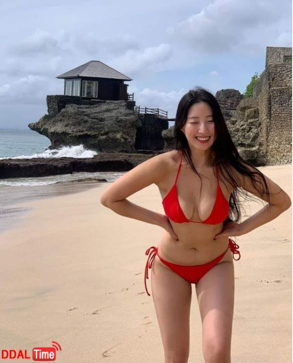 양양 가면 질리게 헌팅당할 누나 이미지 #1