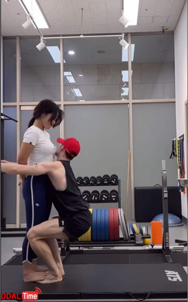 남녀가 PT 받다가 정분나는 이유 이미지 #1