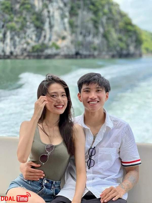 베트남 축구선수들의 여자친구 이미지 #4