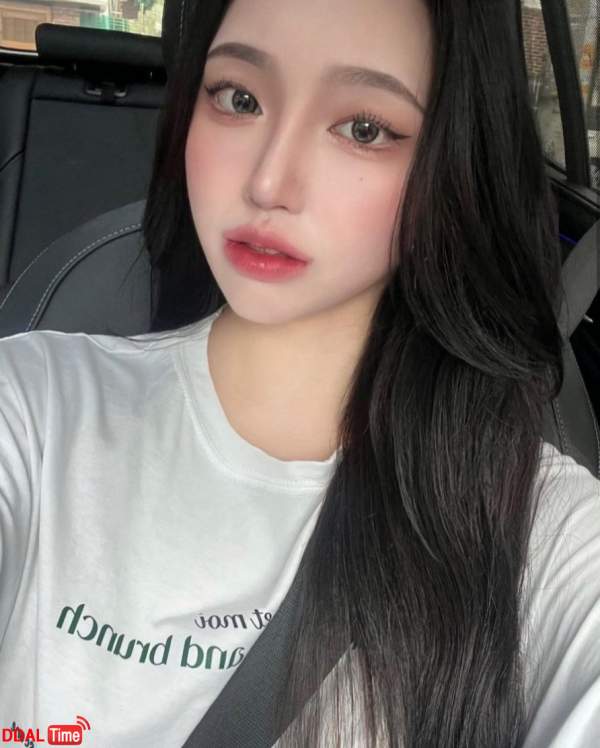 비주얼&몸매 장난아닌 쇼핑몰 모델 이미지 #4