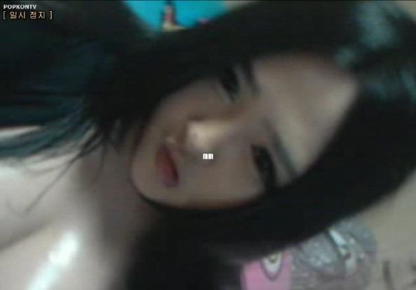 뚱녀 가슴 오일 마사지 이미지 #1