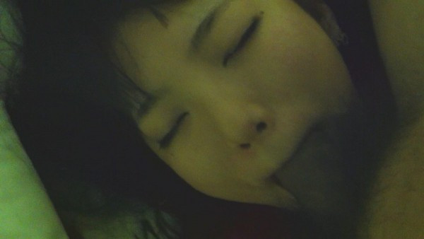 자는척하며 하는거야? 아님 꿈속에서...색녀 이미지 #1