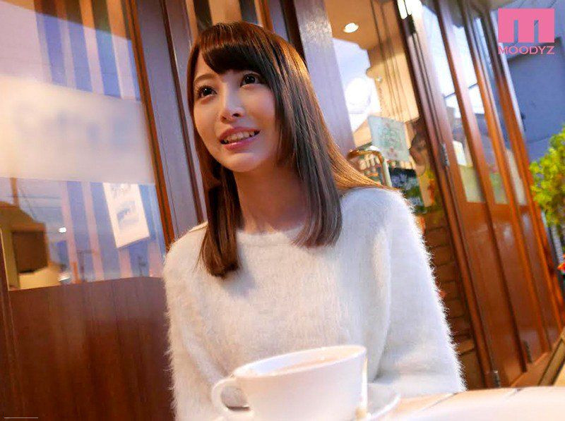 작지만 예쁜 그녀 이미지 #2