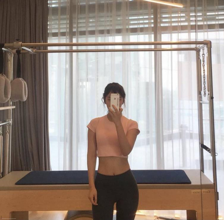 몸매 좋은 모델 이미지 #13