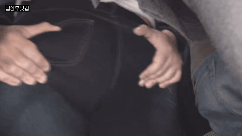 계단 올라가는 처자 이미지 #2