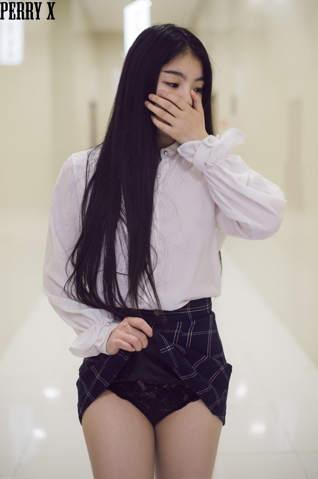 슬쩍 슬쩍 보여주는 이미지 #2